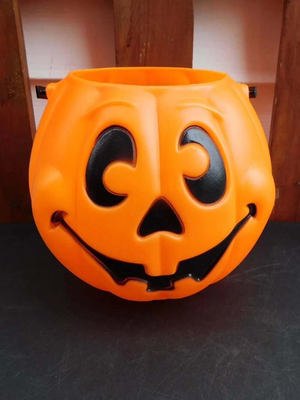 Grand Venture Pumpkin Halloween Blow Mold Trick or Treat Candy Bucket/Pail